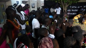 1234637_551195774934693_433007413_n